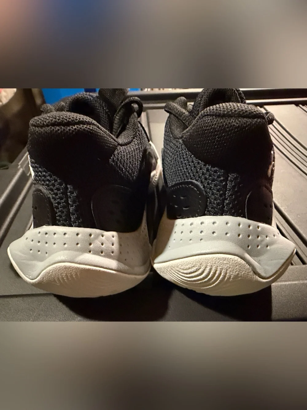 Under Armour Jet ‘23 Basketball Sneakers in Big Kids Youth Size 4 NWOB